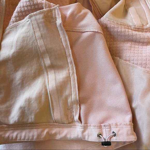 Nike FITSTORM Pink Running Jacket Size Small (4-6) - Picture 9 of 10
